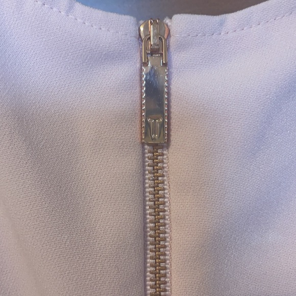 Ted Baker cold shoulder top - Picture 3 of 5